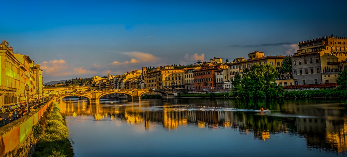 florence_italy_ponte_vecchio_clouds_architecture_buildings_city_historical-970099.jpg!d