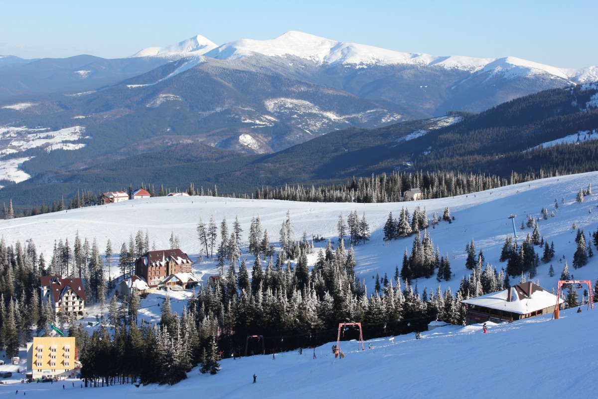 winter_mountains_ski_resort_forest_snow_landscape_tourism_slopes-1393822.jpg!d